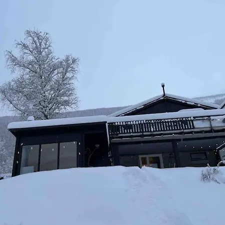 Sjarmerende Og Koselig Med Badstue * Tromsø