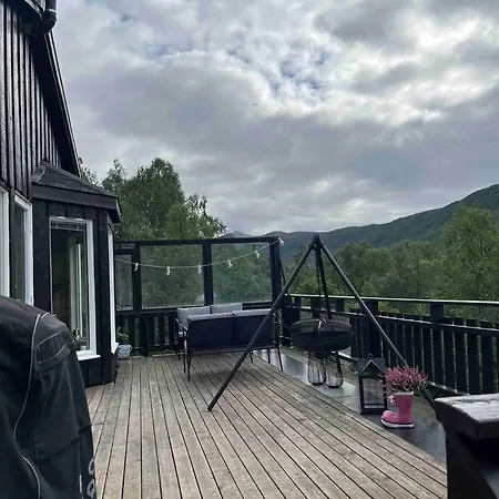 Dom wakacyjny Sjarmerende Og Koselig Med Badstue