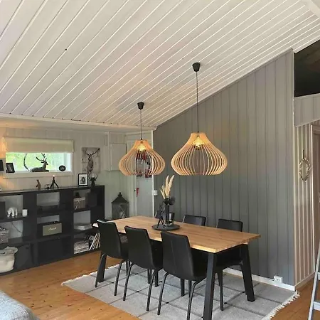 Sjarmerende Og Koselig Hytte Med Badstue *