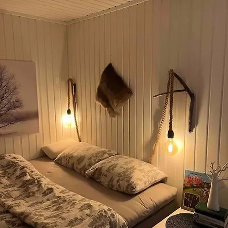 Sjarmerende Og Koselig Hytte Med Badstue Feriehus Tromsø